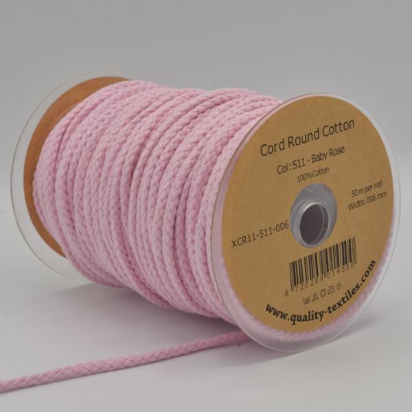 Kordel rund 6 mm in Babyrosa, aufgerollt neben weiteren Farben der Reihe